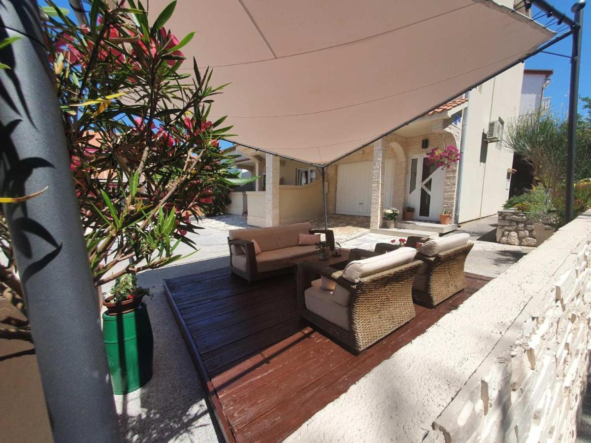 Apartments Kim 拉布 外观 照片