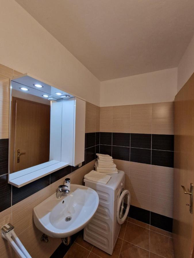 Apartments Kim 拉布 外观 照片
