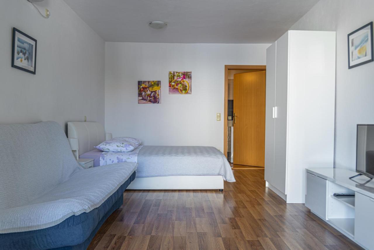 Apartments Kim 拉布 外观 照片